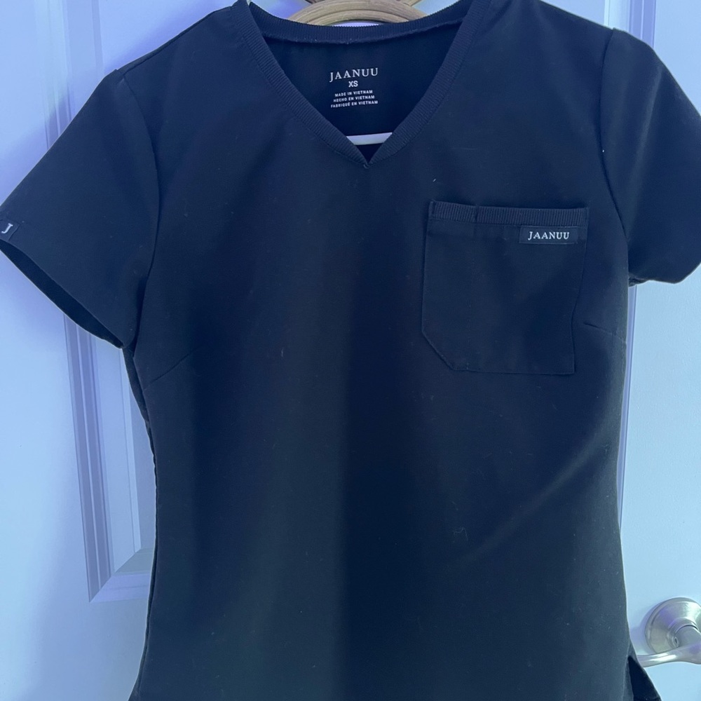 Jaanuu scrub top XS black